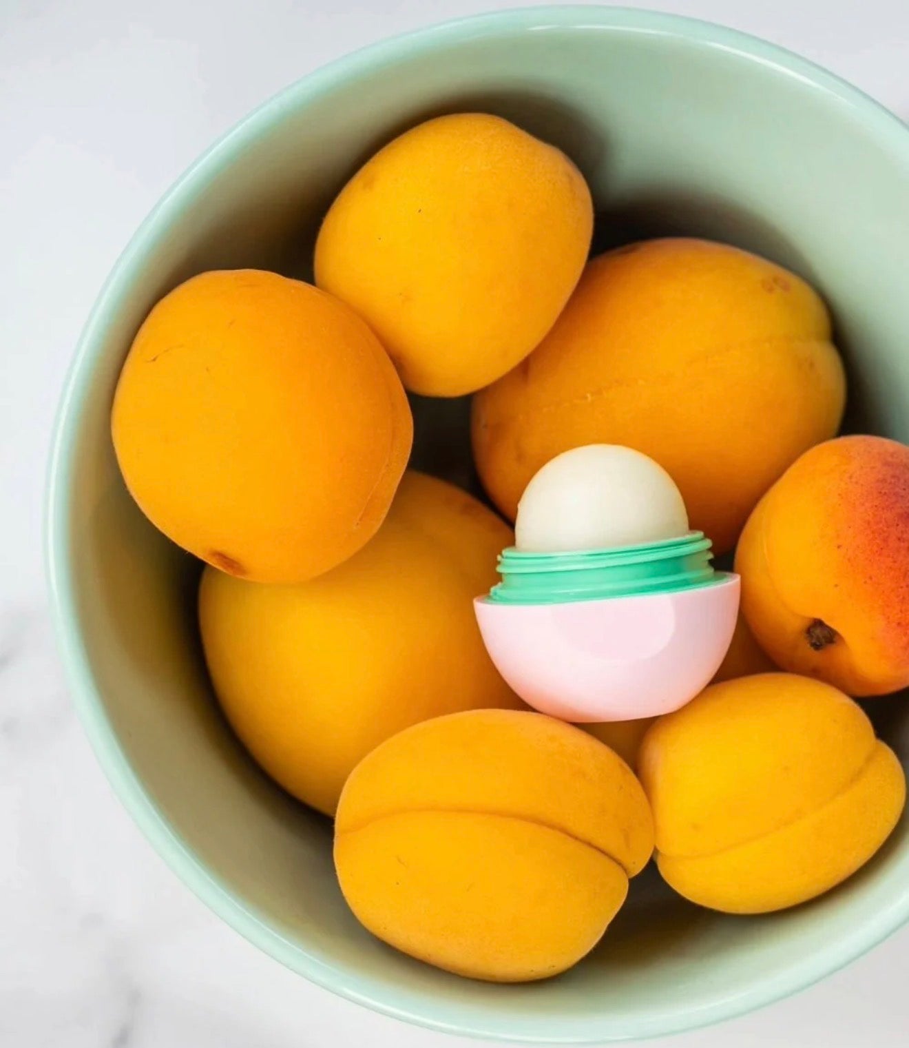 Apricot lūpų balzamas