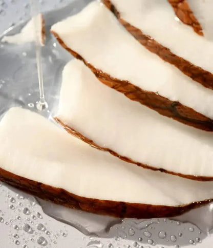 Coconut Milk lūpu balzams – eos