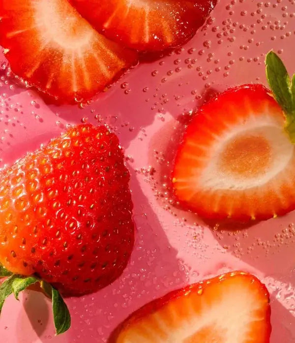 Strawberry Sorbet lūpu balzams – eos