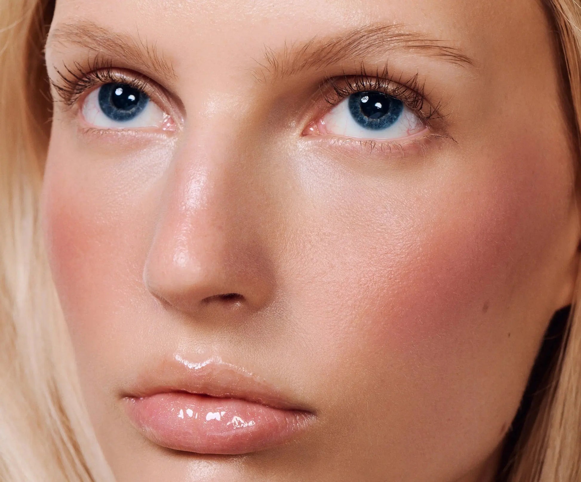 Pocket Blush tan line – Rhode